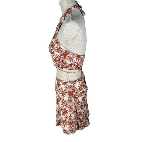 Le Lis Feminine Pink & Nude Tan Daisy Print Skirt Set - Picture 6 of 14